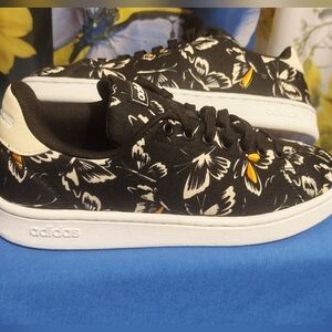 Brand New BUTTERFLY ADIDAS